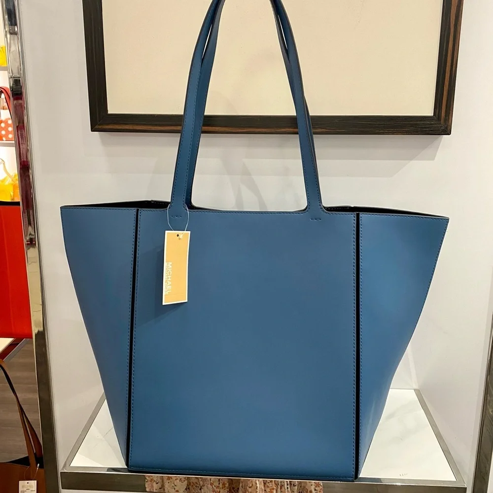 MICHAEL KORS Jordi Large Leather Tote Bag